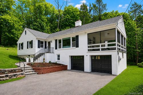 28 Valley View Rd, Chappaqua, NY, 10514-2532 | Card Image
