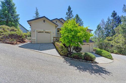 250 Canyon Creek Cir, Colfax, CA, 95713-9257 | Card Image