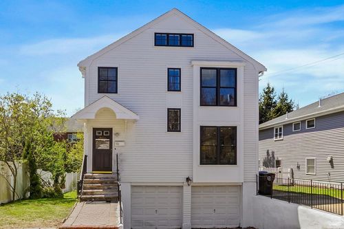 60 Agassiz Ave, Belmont, MA, 02478-5023 | Card Image