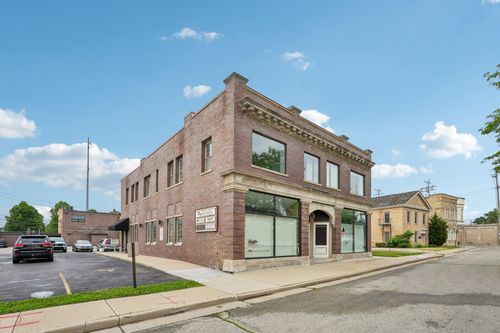 1111 55th St, Kenosha, WI, 53140-3611 | Card Image