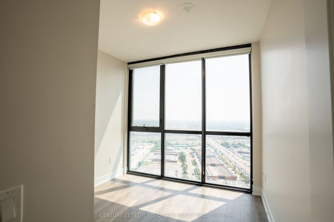 3601 - 2908 Highway 7, Condo with 3 bedrooms, 2 bathrooms and 1 parking in Vaughan ON | Image 17