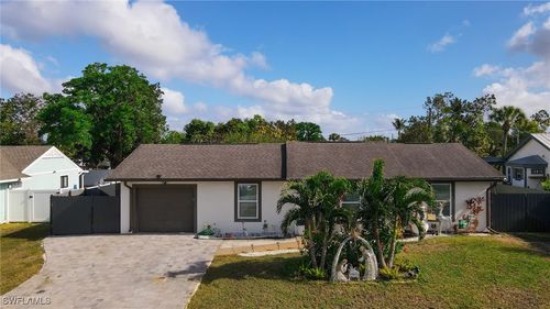 2060 51st Terrace Sw, NAPLES, FL, 34116 | Card Image