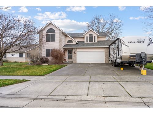 188 Ne 11th St, Hermiston, OR, 97838-2088 | Card Image