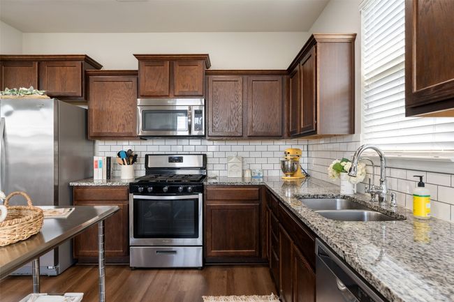 615 Twisted Oaks Ln, House other with 3 bedrooms, 3 bathrooms and 4 parking in Buda TX | Image 13