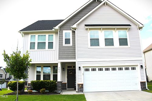 7613 Oakberry Dr, Raleigh, NC, 27616-8201 | Card Image