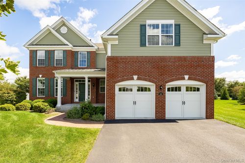 58 Pitcher Rd, East Fishkill, NY, 12533-5186 | Card Image