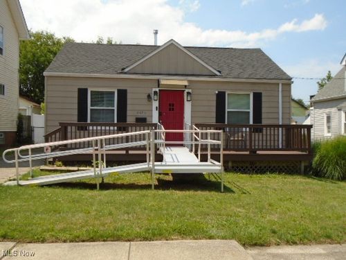 4476 W 51st St, Cleveland, OH, 44144-2932 | Card Image
