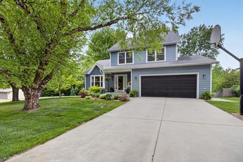 711 Sunset Drive, Fergus Falls, MN, 56537 | Card Image