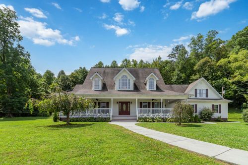 143 Valley Dr, Girdler, KY, 40943 | Card Image