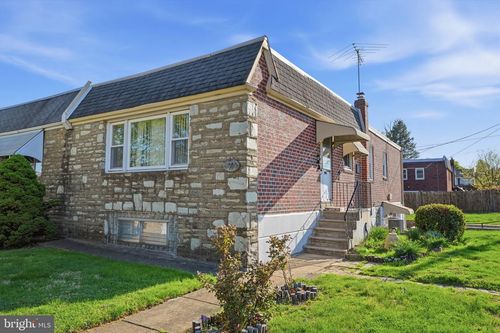 2000 Tomlinson Rd, PHILADELPHIA, PA, 19116-3933 | Card Image