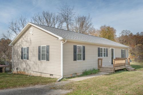 3905 Catalpa Ave, Buena Vista, VA, 24416 | Card Image