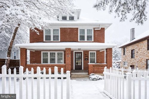 148 W Prospect Ave, STATE COLLEGE, PA, 16801-5229 | Card Image