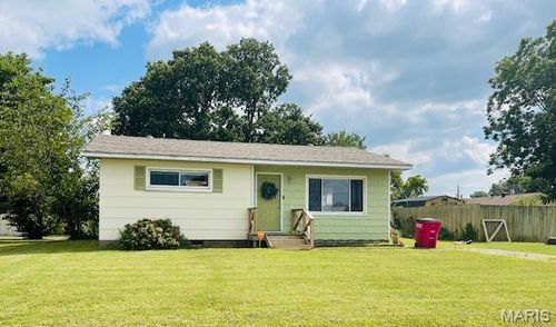 2005 Indiana Ave, Sikeston, MO, 63801-3723 | Card Image