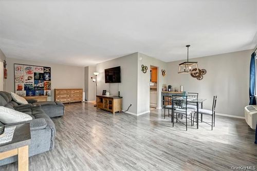 unit-1b-24 Village Park Dr, Fishkill, NY, 12524-3615 | Card Image