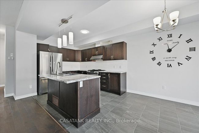 103 Springvalley Cres, House attached with 4 bedrooms, 3 bathrooms and 2 parking in Hamilton ON | Image 12