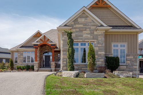 126 W Ridge Dr, Thornbury, ON, N0H2P0 | Card Image