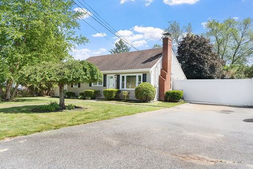 25 Watson St, Seekonk, MA, 02771-3733 | Card Image