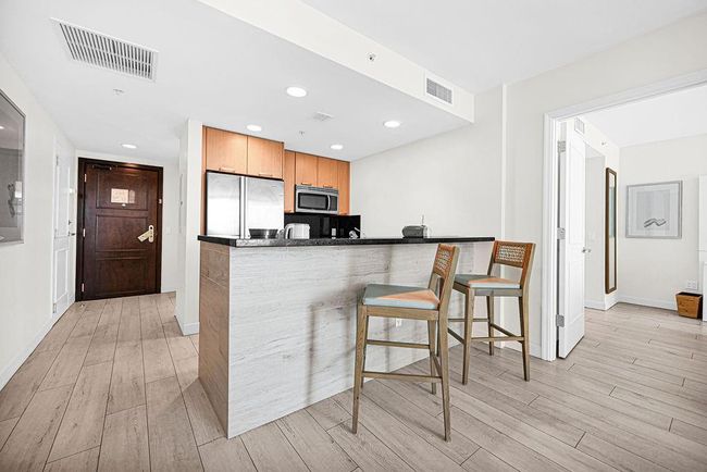 1013 - 505 N Fort Lauderdale Beach Blvd, Condo with 1 bedrooms, 2 bathrooms and null parking in Fort Lauderdale FL | Image 9