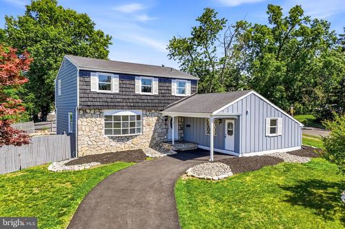 5 Jefferson Dr, Clementon, NJ, 08021-2744 | Card Image
