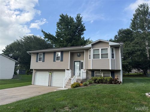 220 Alpine Dr, Cape Girardeau, MO, 63701-9552 | Card Image