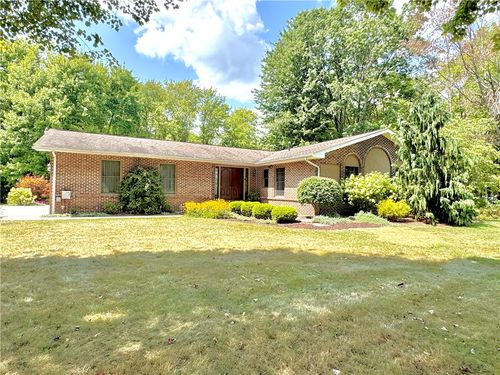 128 Urban Dr, Pulaski, PA, 16143-3918 | Card Image