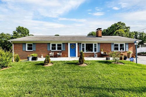 54 Lea Dr, Fishersville, VA, 22939-2228 | Card Image