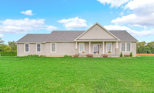 5022 S Pine Valley Dr, La Porte, IN, 46350-2715 | Card Image