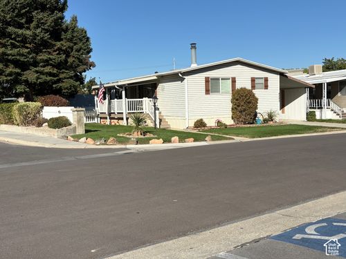 36-4592 S Monte Vista Dr, Taylorsville, UT, 84123-3572 | Card Image