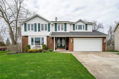 12 Old Farm Ct, Depew, NY, 14043-4107 | Card Image