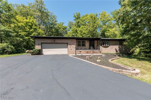 5266 Chickasaw Rd, Richfield, OH, 44286-9613 | Card Image