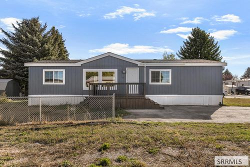2133 E Pinetree Circle, Idaho Falls, ID, 83401 | Card Image