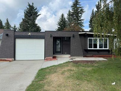 5655 Dalhousie Dr Nw, House detached with 5 bedrooms, 3 bathrooms and 2 parking in Calgary AB | Image 3