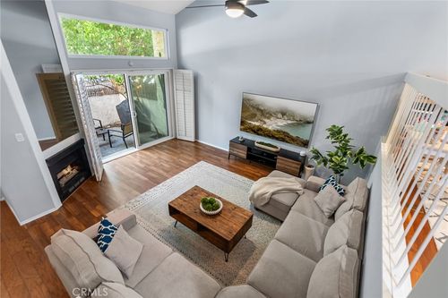 50-6145 Shoup Ave, Woodland Hills, CA, 91364 | Card Image