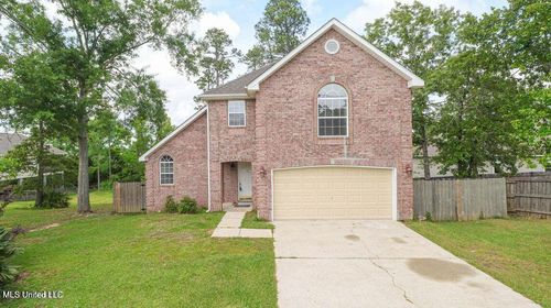 2106 Lauren Dr, Biloxi, MS, 39532-3305 | Card Image