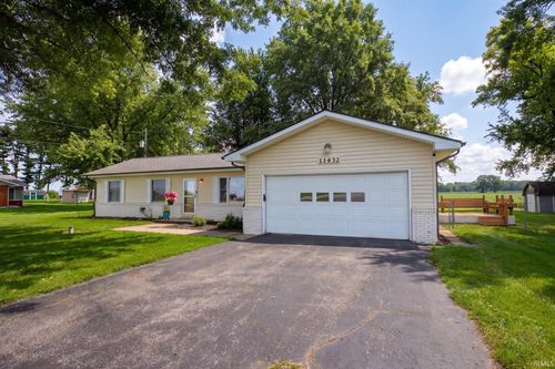 11432 King Rd, Plymouth, IN, 46563-9038 | Card Image