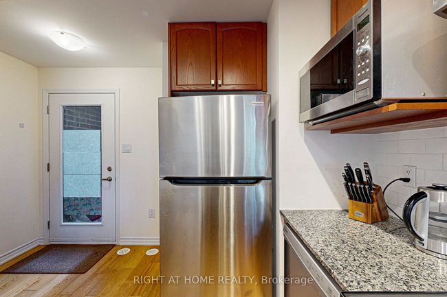12 - 1972 Victoria Park Ave, House attached with 3 bedrooms, 2 bathrooms and null parking in North York ON | Image 11