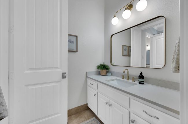 Full bath on first floor | Image 26