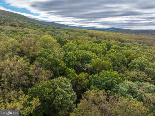 #2 Highview Rd, HARPERS FERRY, WV, 25425-5222 | Card Image