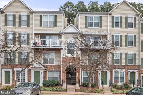 unit-301-46966 Courtyard Sq, STERLING, VA, 20164-1868 | Card Image
