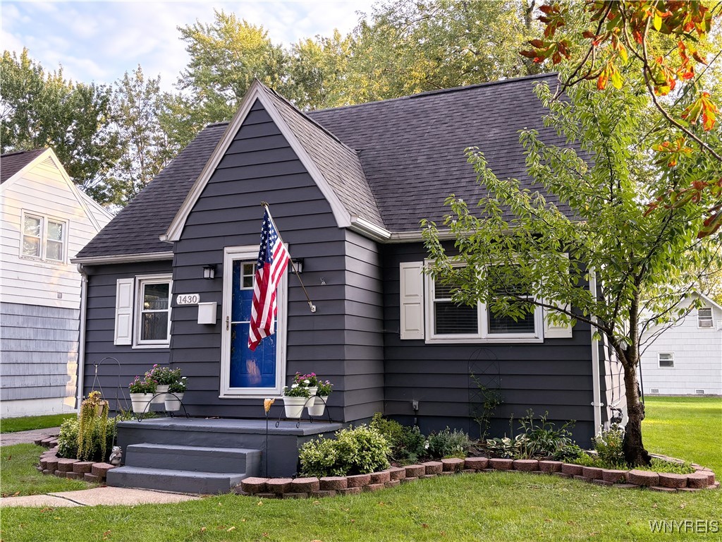 Weaver Pkwy, North Tonawanda, NY 14120