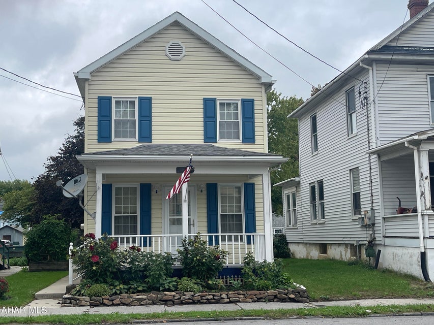 3rd Ave, Duncansville, PA 16635