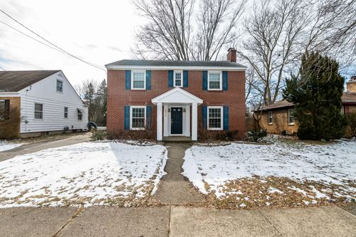 3916 Edgewood St, Grandville, MI, 49418-1658 | Card Image