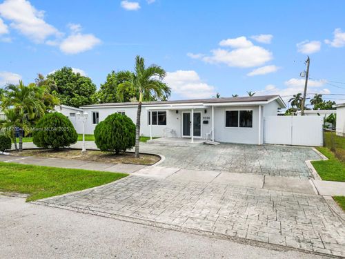 11350 Sw 46th St, Miami, FL, 33165-5546 | Card Image