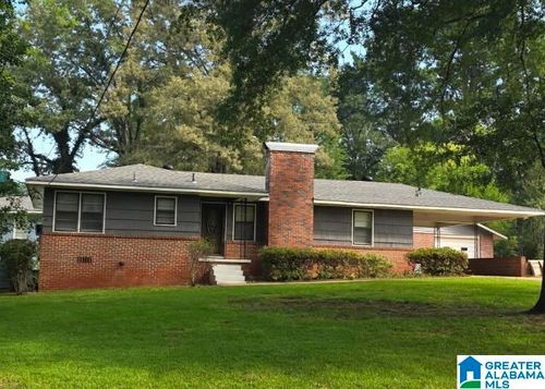 3368 Crescent Dr, HUEYTOWN, AL, 35023-2947 | Card Image