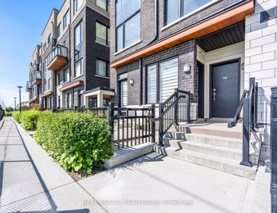 306 - 1555 Kingston Rd, Condo with 2 bedrooms, 3 bathrooms and 1 parking in Pickering ON | Image 3