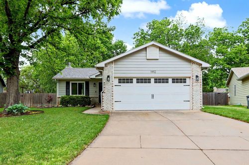 11912 W Bella Vista Cir, Wichita, KS, 67212-6422 | Card Image