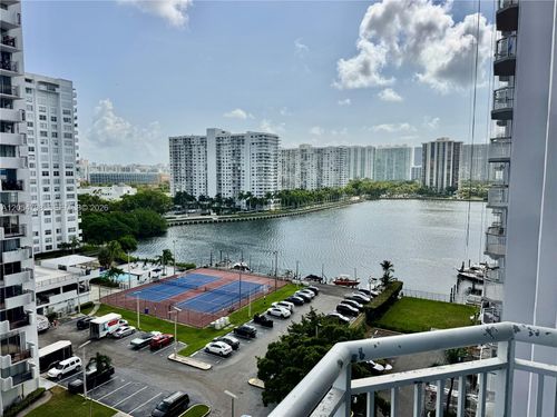 1002-18051 Biscayne Blvd, Aventura, FL, 33160-5262 | Card Image