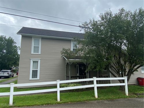 31 4th St, Roseville, OH, 43777-1201 | Card Image