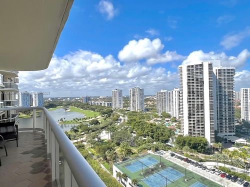 apt-2004-20191 E Country Club Dr, Aventura, FL, 33180-3021 | Card Image