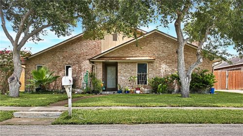 6813 Braesvalley Dr, Corpus Christi, TX, 78413-2402 | Card Image